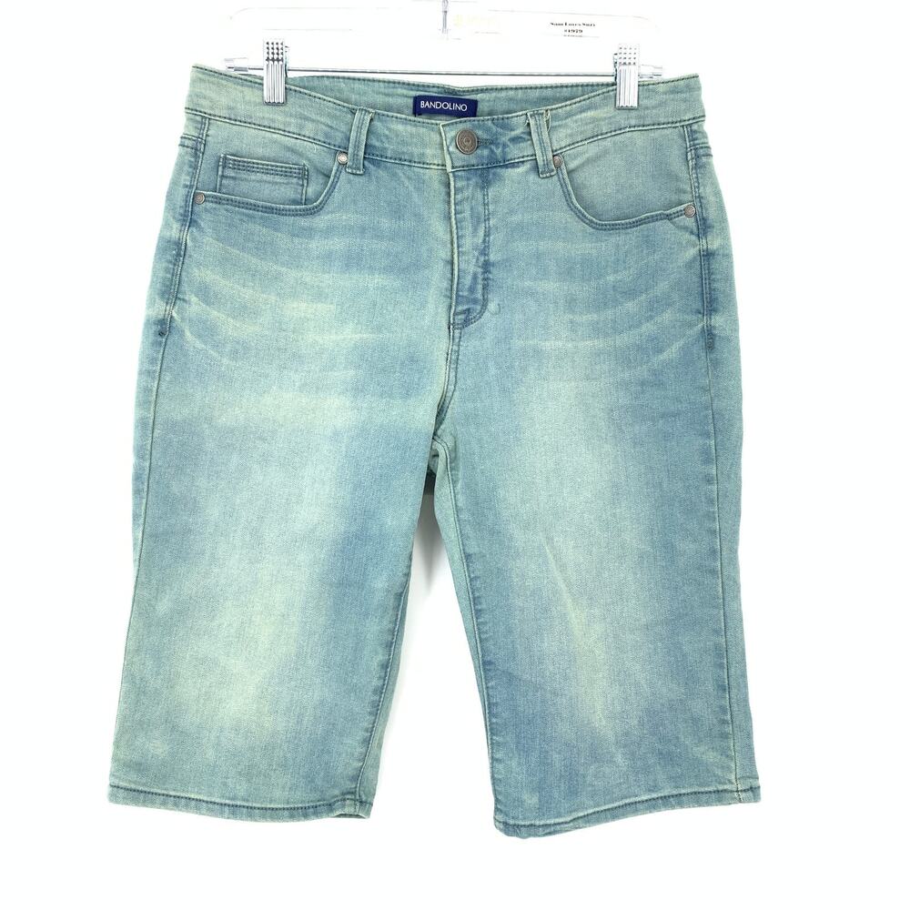Bandolino Riley Shorts Womens 8 Blue Knee Length Faded Wash Whiskering 5 Pocket